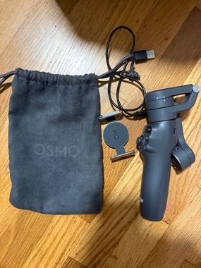 DJI Osmo Mobile 6 Gimbal Stabilizer for Smartphones